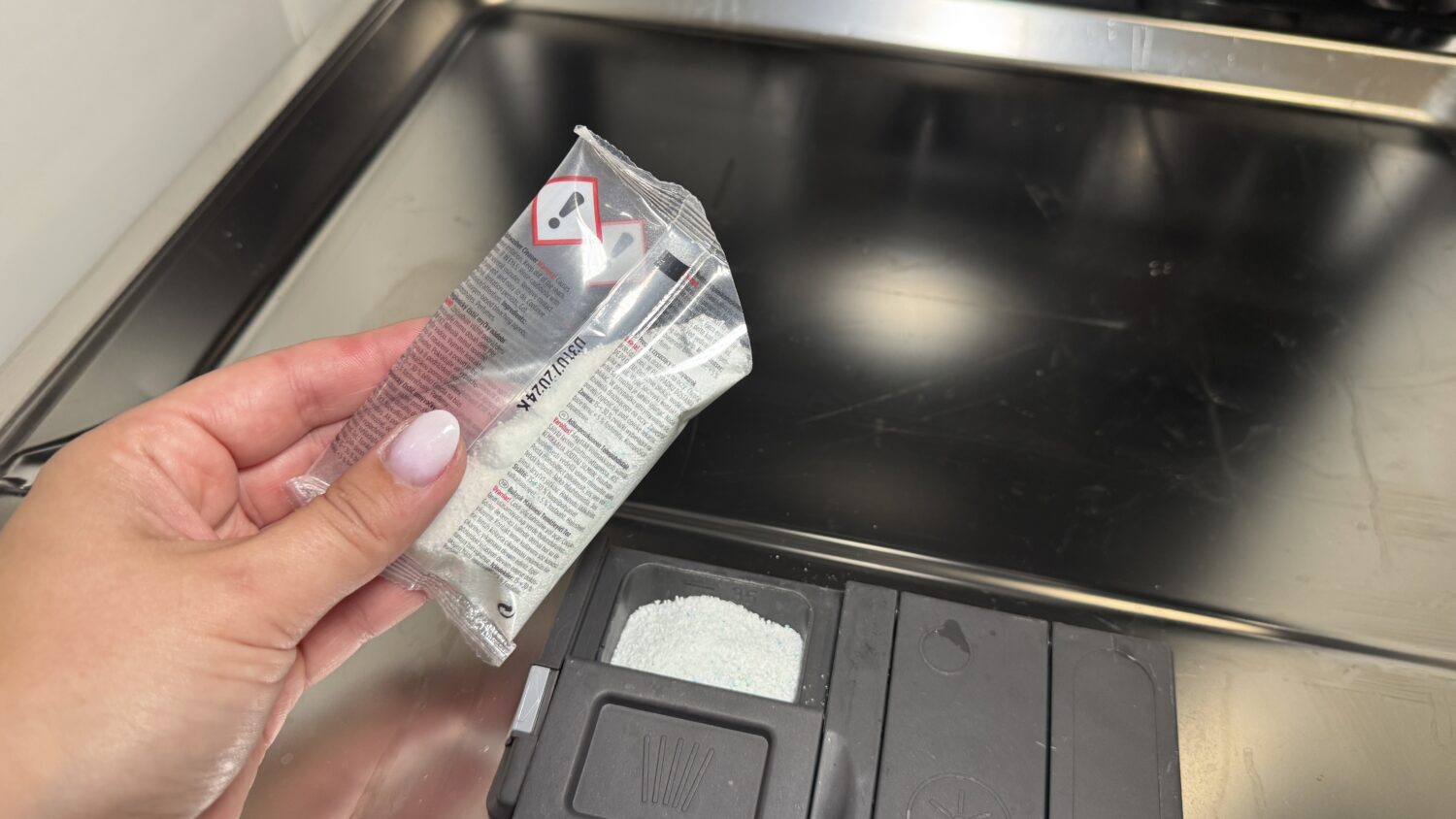 nõudepesumasina puhastus vahend